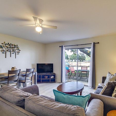 Airy Biloxi Condo With Patio Walk To Beach! Eksteriør bilde